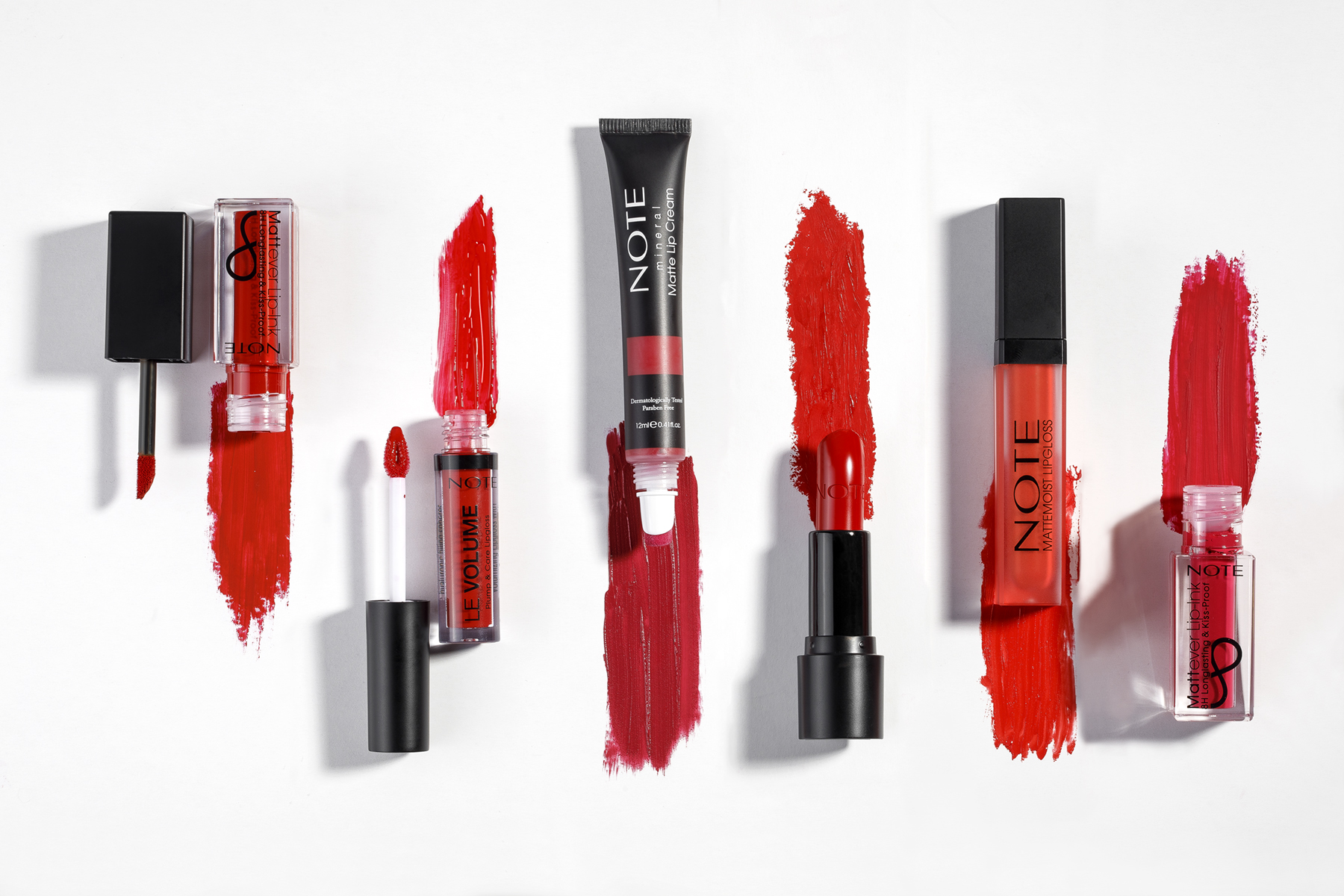 Range of Red NOTE Cosmétique Lipstick products